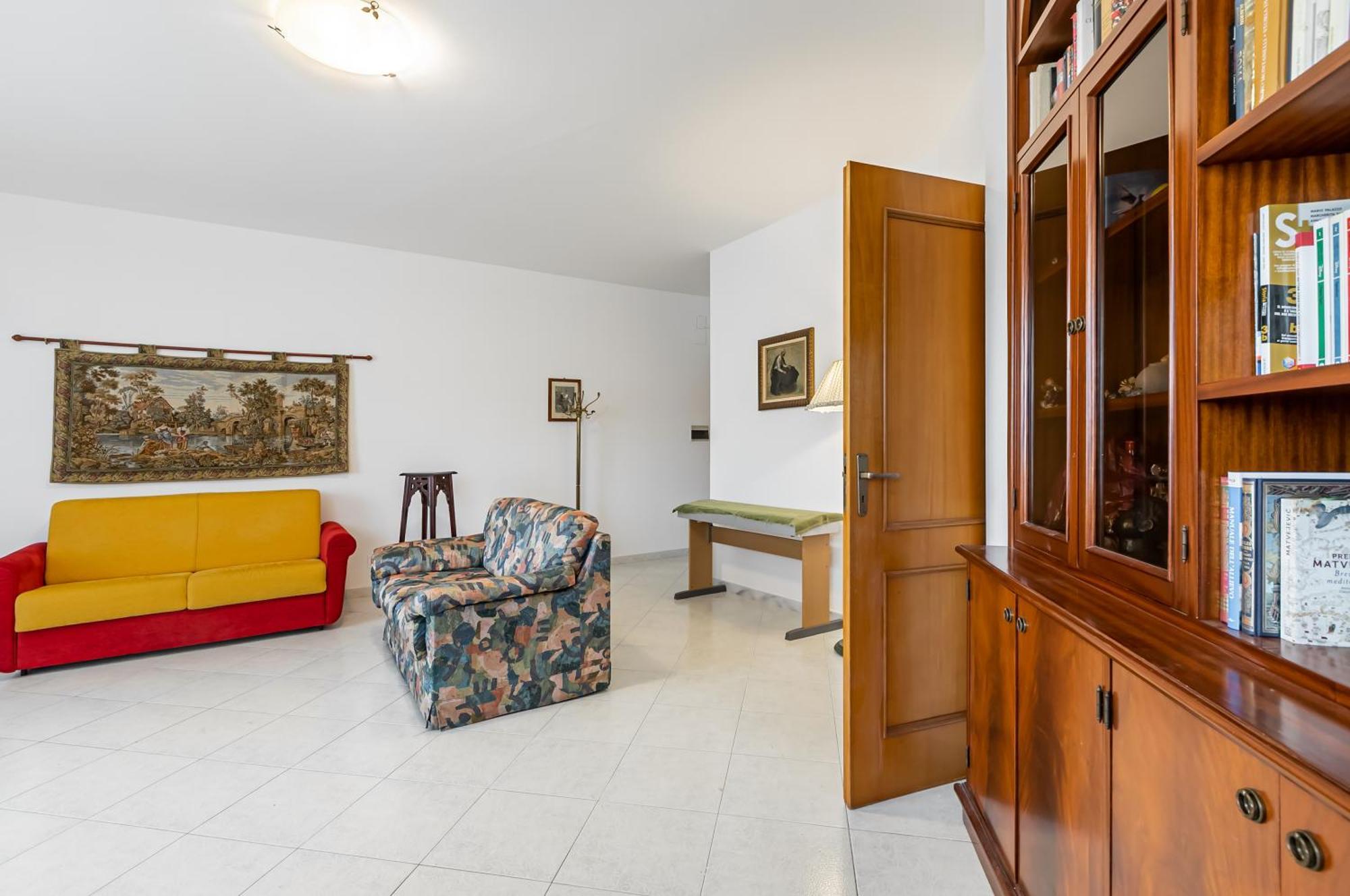 Palazzo Reale & Piazza Indipendenza Roomy Flat Палермо Екстериор снимка