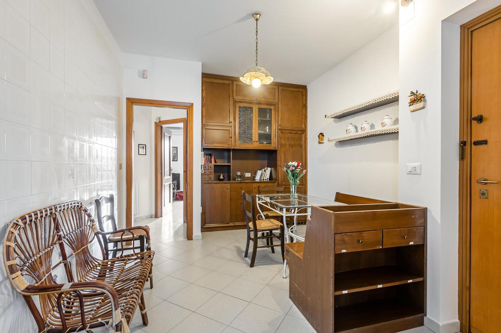 Palazzo Reale & Piazza Indipendenza Roomy Flat Палермо Екстериор снимка